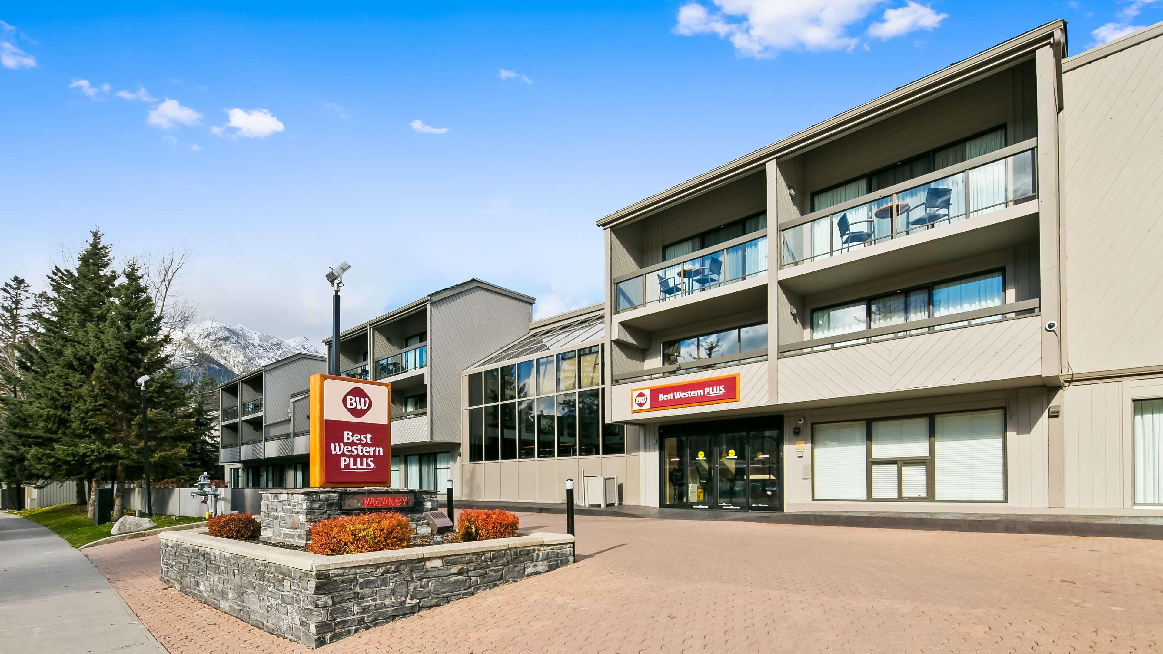 Best Western Plus Banff International Lodge Eksteriør billede