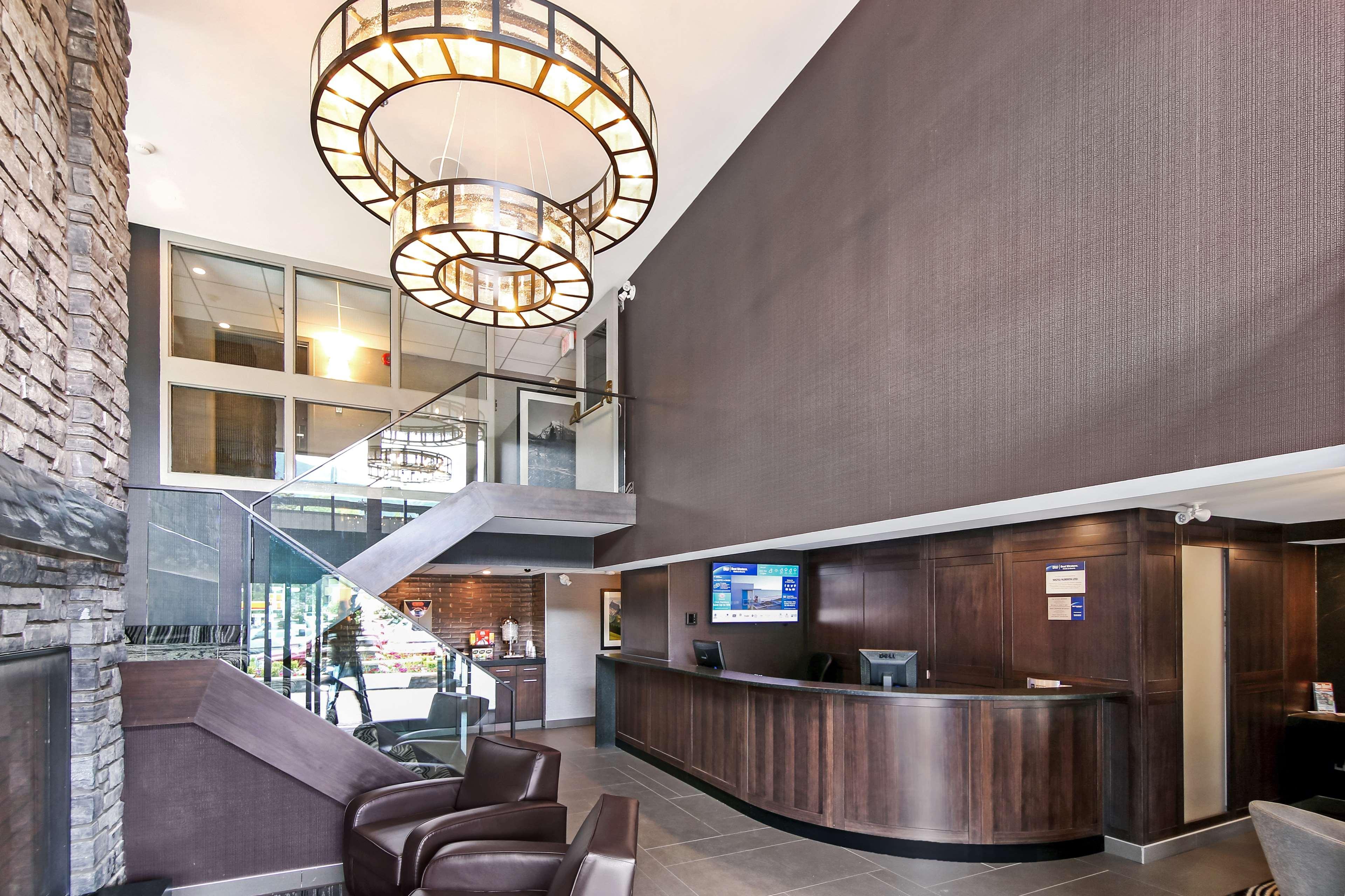 Best Western Plus Banff International Lodge Eksteriør billede