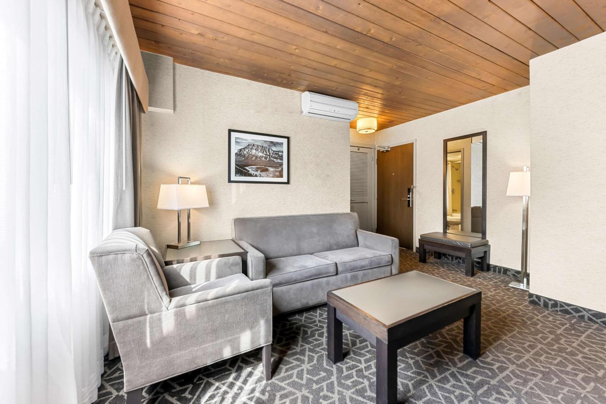 Best Western Plus Banff International Lodge Eksteriør billede