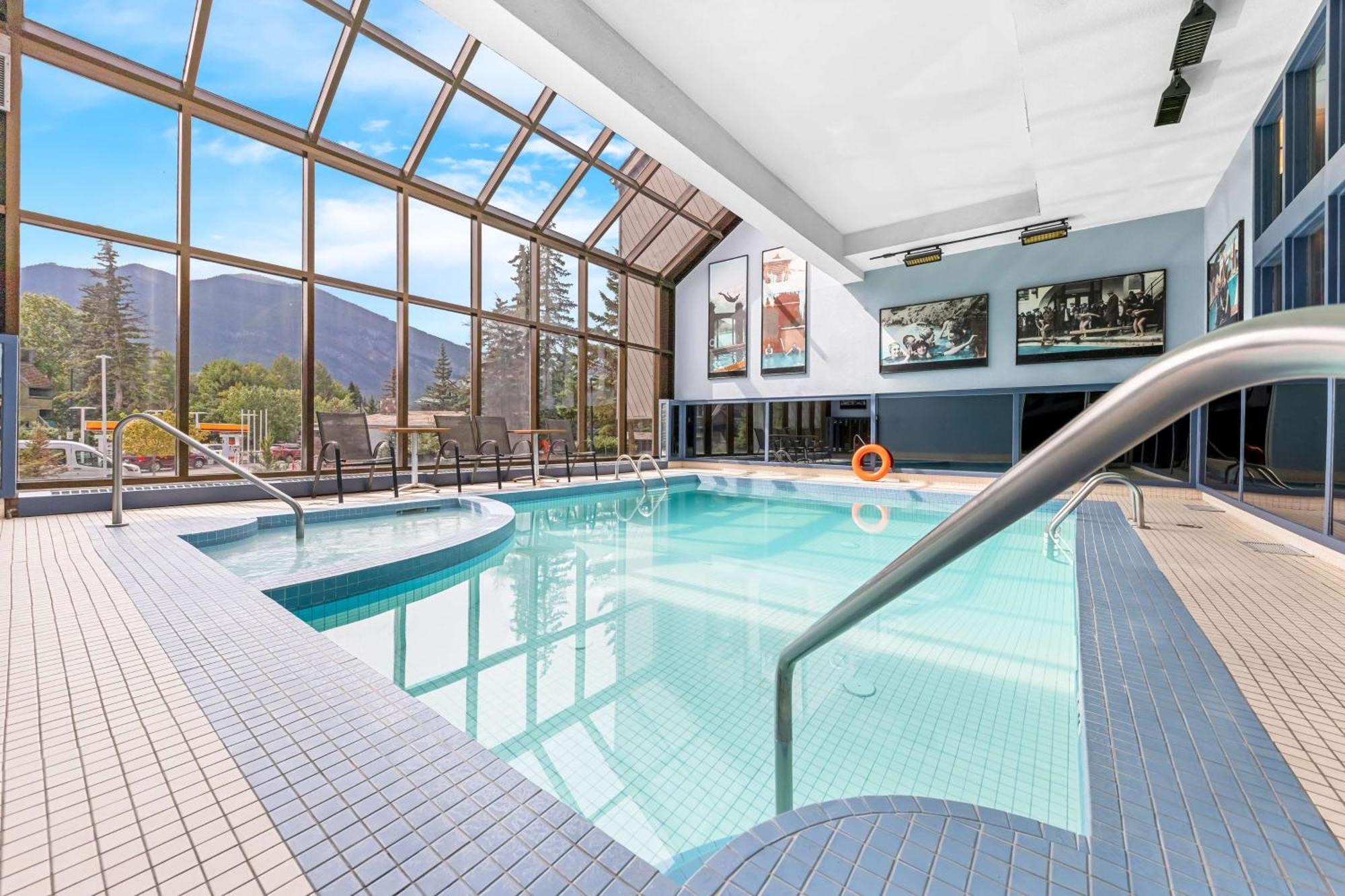 Best Western Plus Banff International Lodge Eksteriør billede