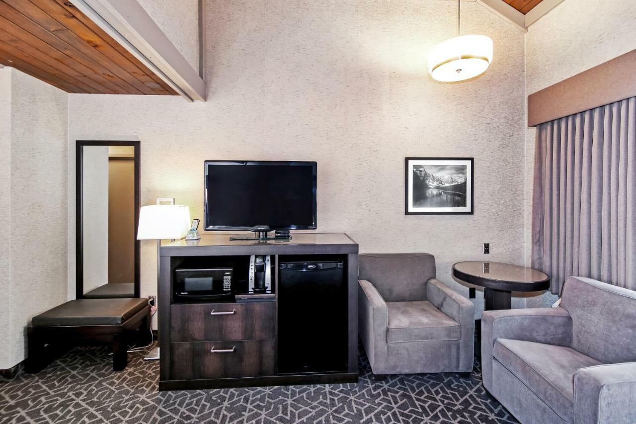 Best Western Plus Banff International Lodge Eksteriør billede