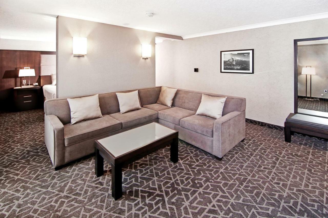 Best Western Plus Banff International Lodge Eksteriør billede
