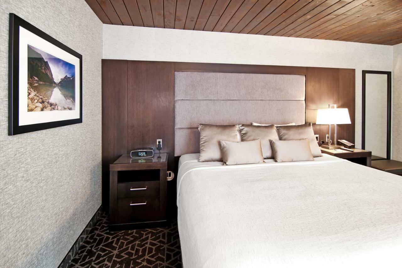 Best Western Plus Banff International Lodge Eksteriør billede